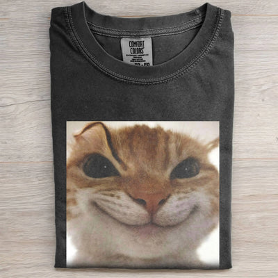 EYEBROW-RAISING CAT TEE