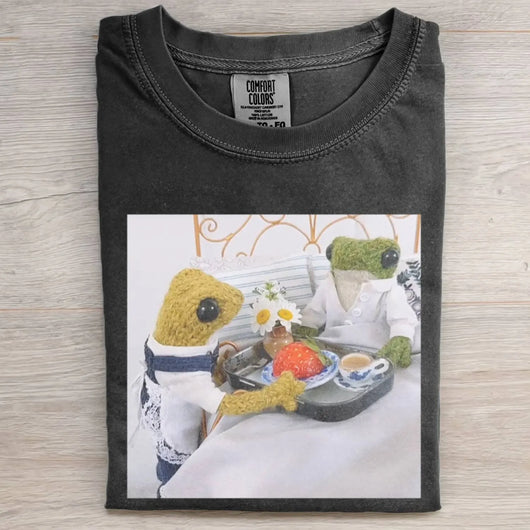 KNITTEDFROG FROGANDTOAD FUNNY DAILY TEE