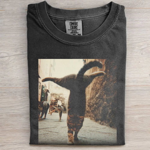 CAT HANDSTAND TEE