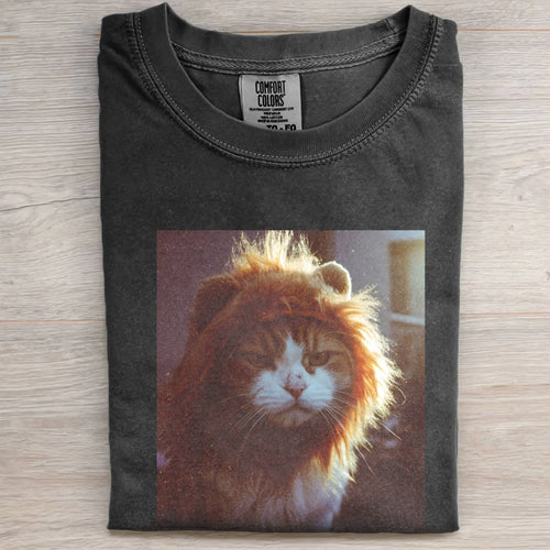 KING OF THE LIVING ROOM TEE