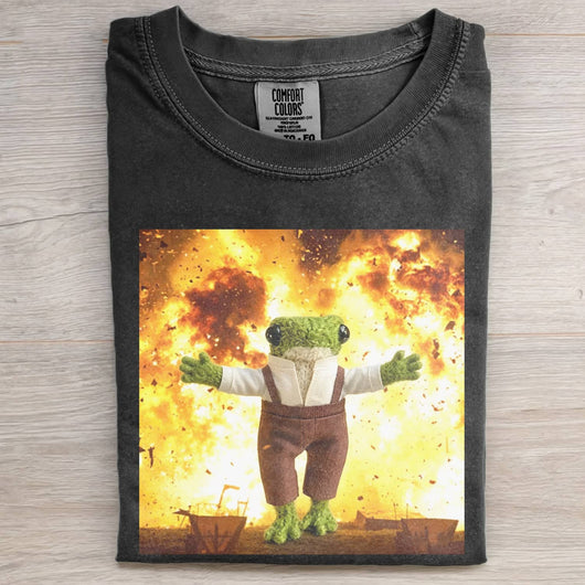 KNITTEDFROG FROGANDTOAD FUNNY MEME DAILY TEE